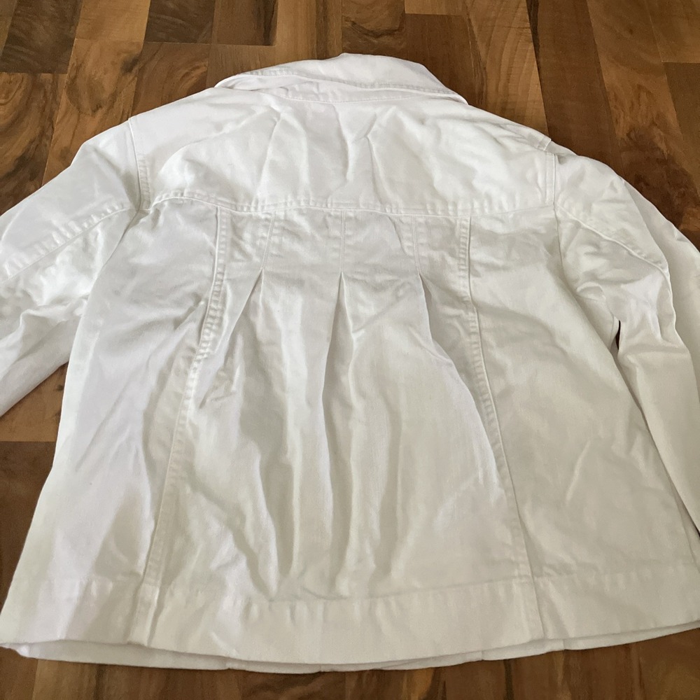 Christopher & Banks Small White Denim Trucker Jacket Cropped Minimalist Western - Picture 6 of 6